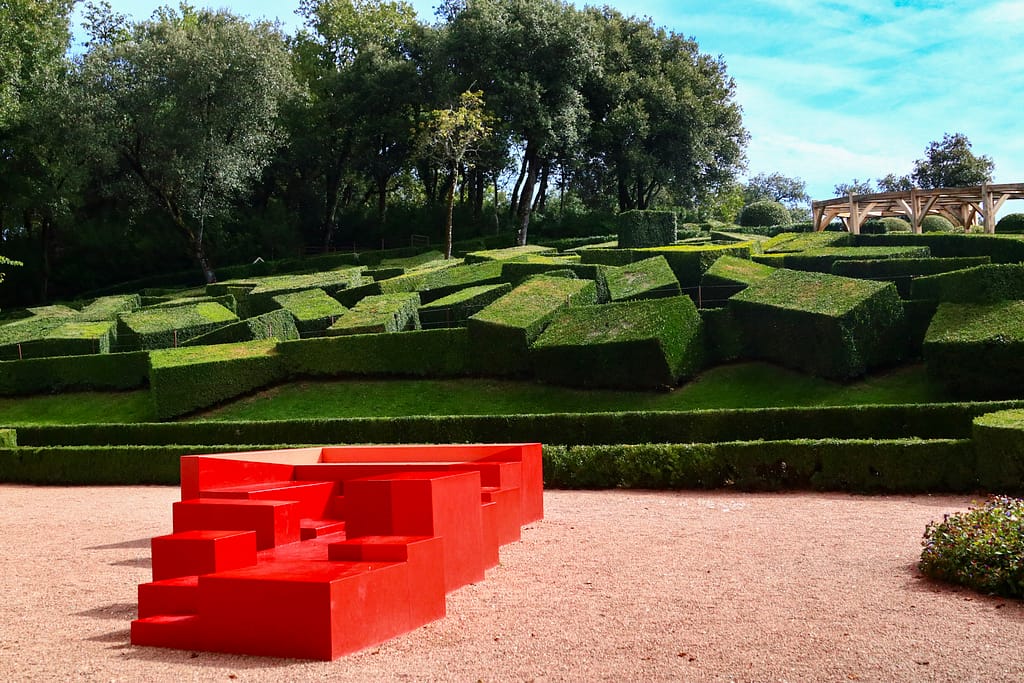 Artistic hedge designs