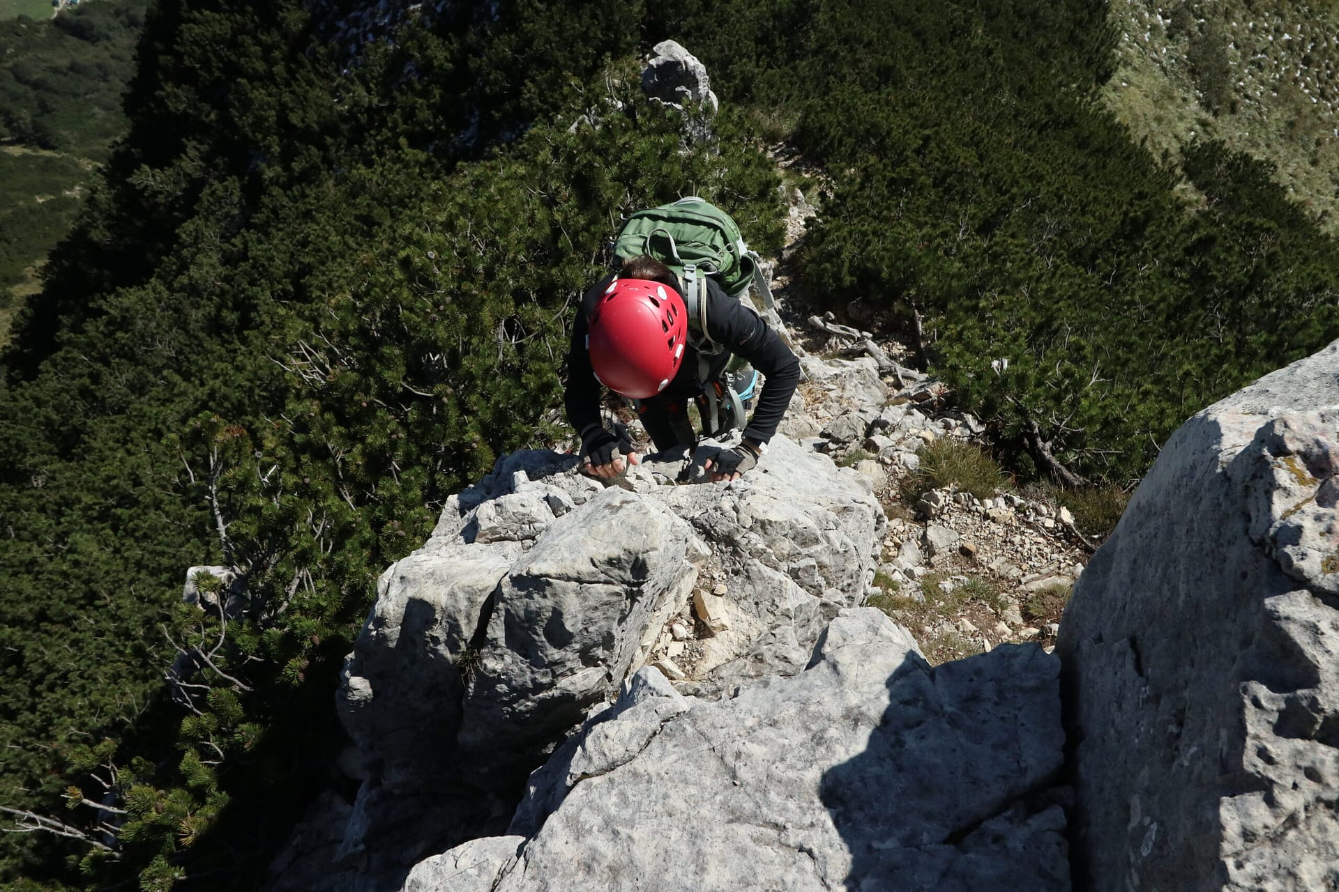Via ferrata Falcipieri climb
